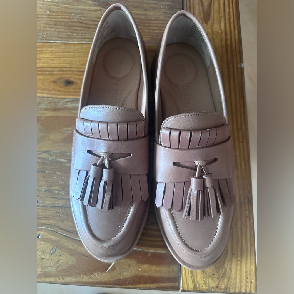 Gentle Souls “Cydney” loafer